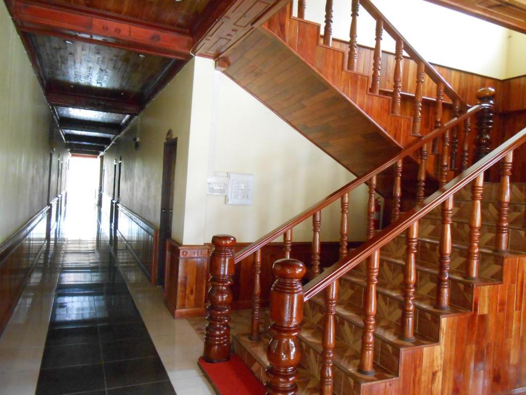 Khampaseuth Hotel Vang Vieng Εξωτερικό φωτογραφία
